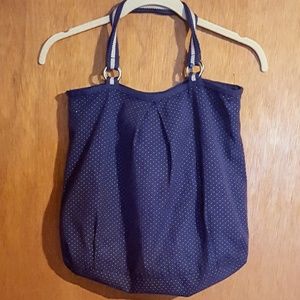 AE Tote